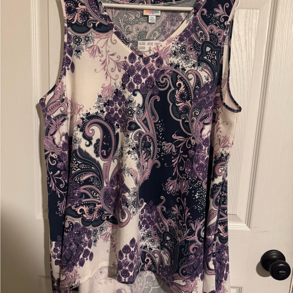 Elegant Paisley Women's Top
